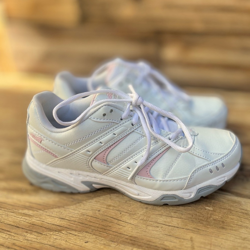 AVIA | Avi-Verge White and Pink Athletic Sneakers 8.5